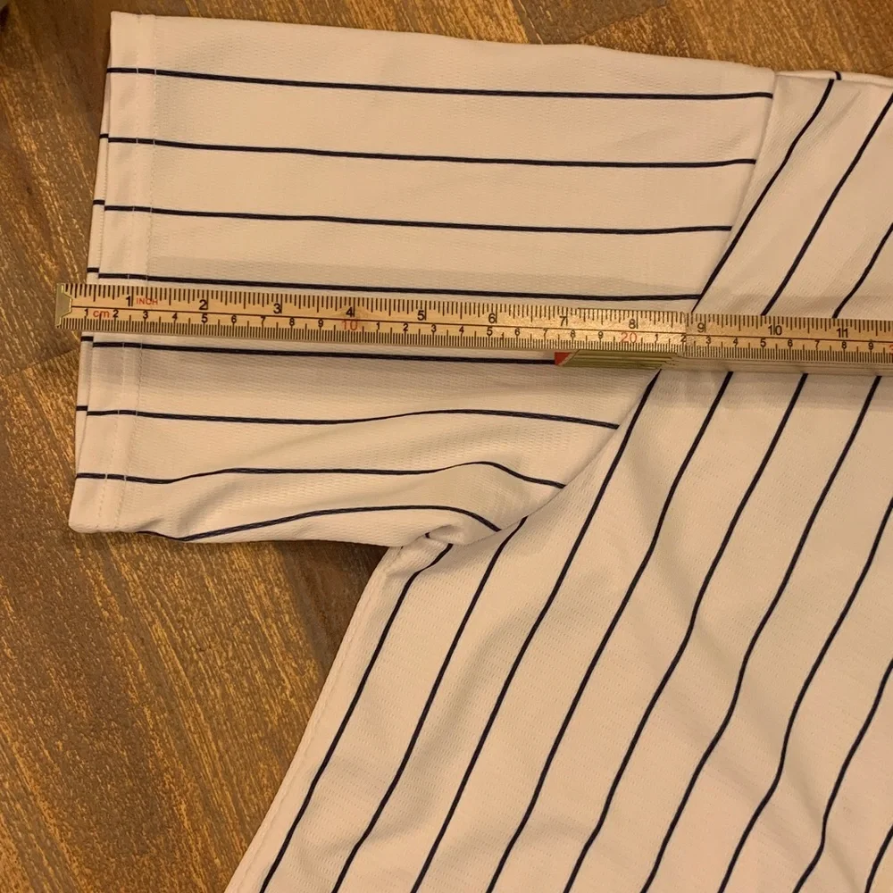 NY Yankees Majestic Matt Holliday #17 Major League Baseball shirt. Size small. - Picture 8 of 11